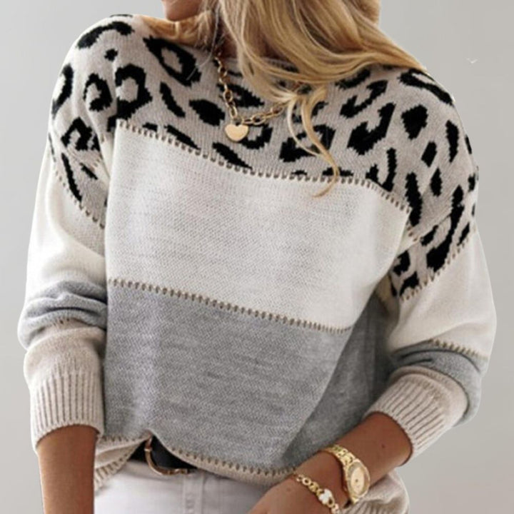 Lora | Leopard Elegance Sweater