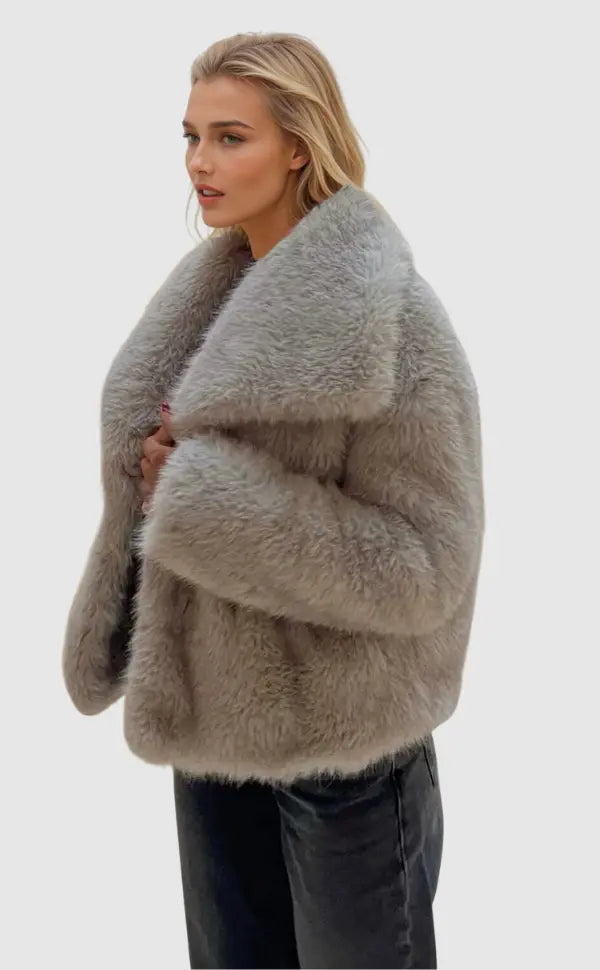 Women's Fluffy Faux Fur Jacket