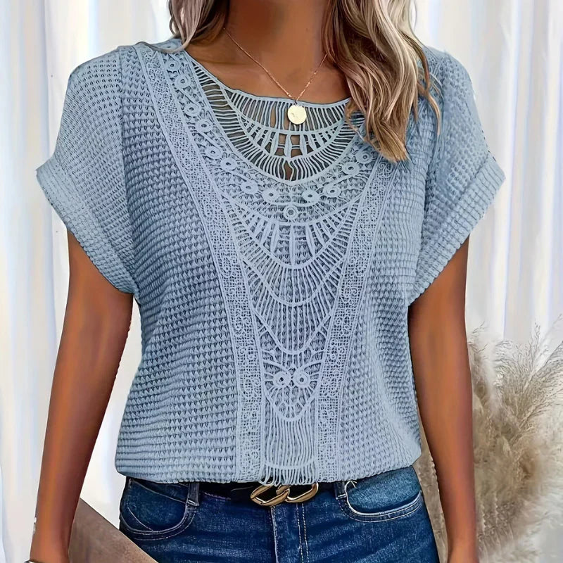 Melina | Elegant top with flowing cut