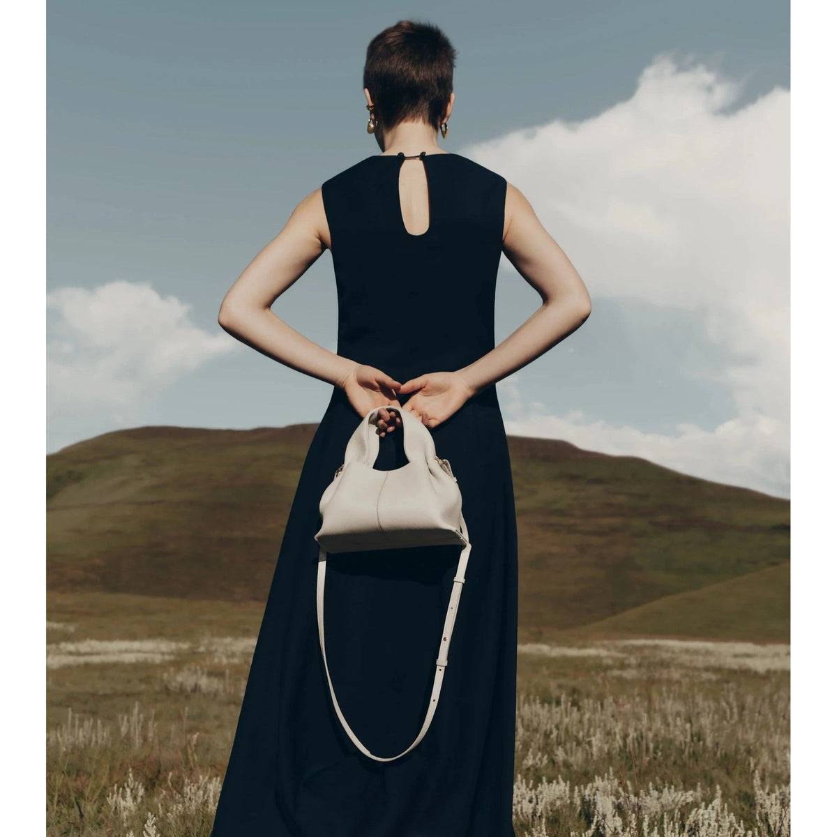 Jamie | Stylish Travel Companion