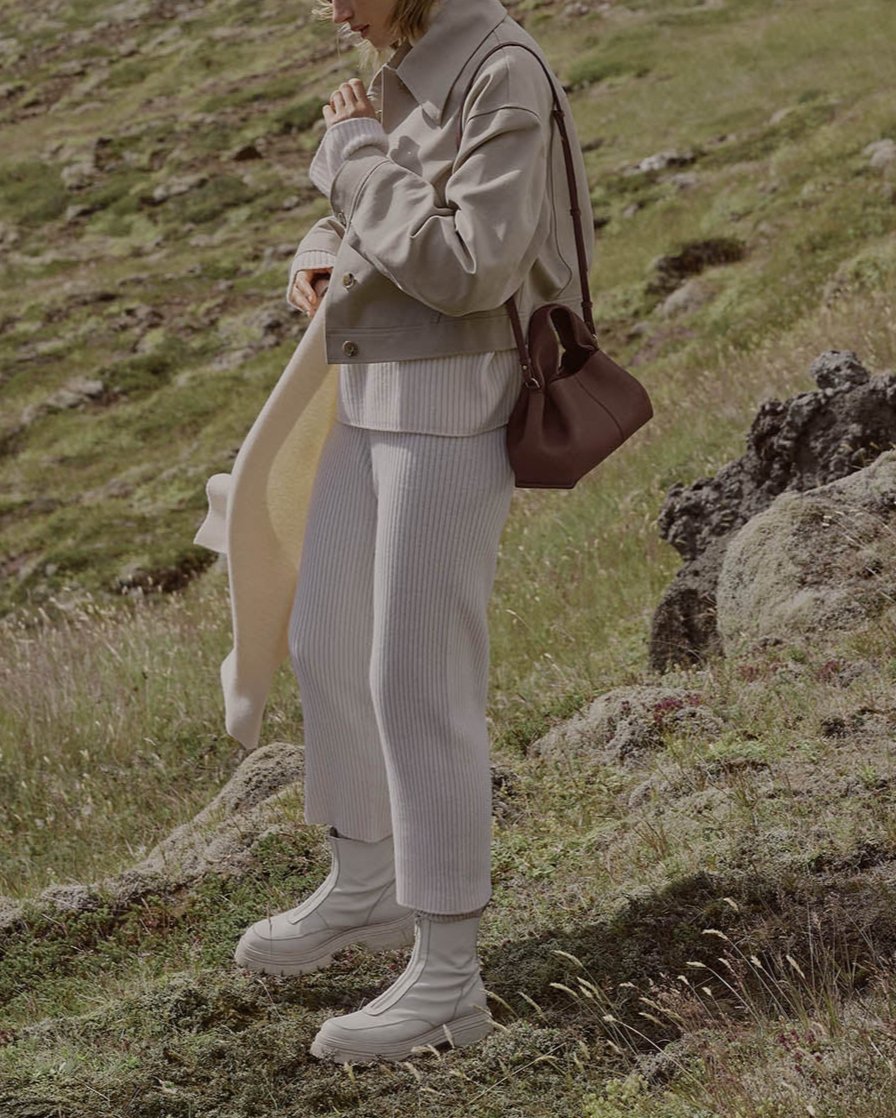 Jamie | Stylish Travel Companion