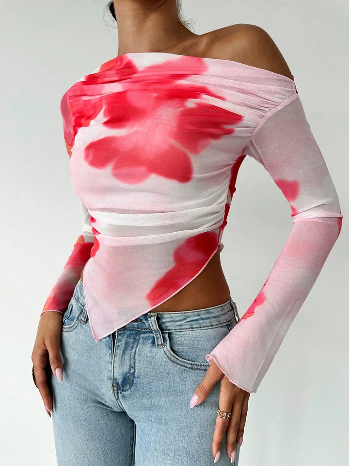 Beatriz | Bold Print Diagonal Mesh Top