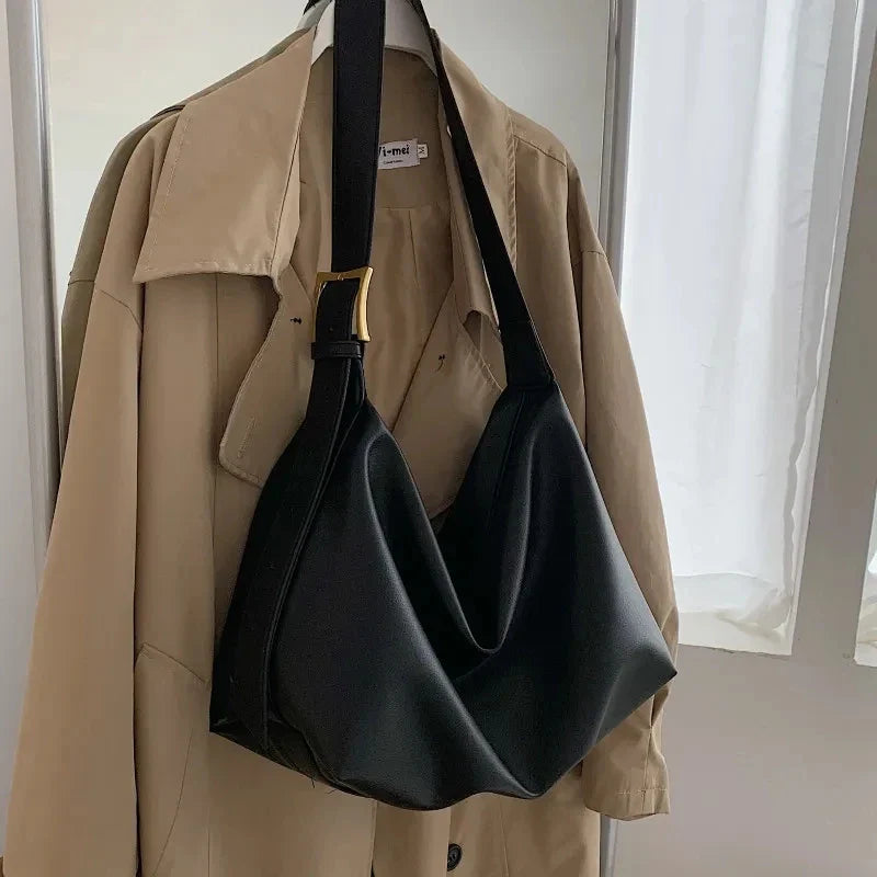 Kassandra | Buckle Detail Bag