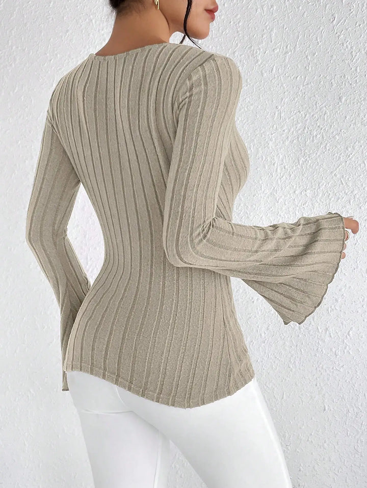 Blyth | Elegant V-Neck Top