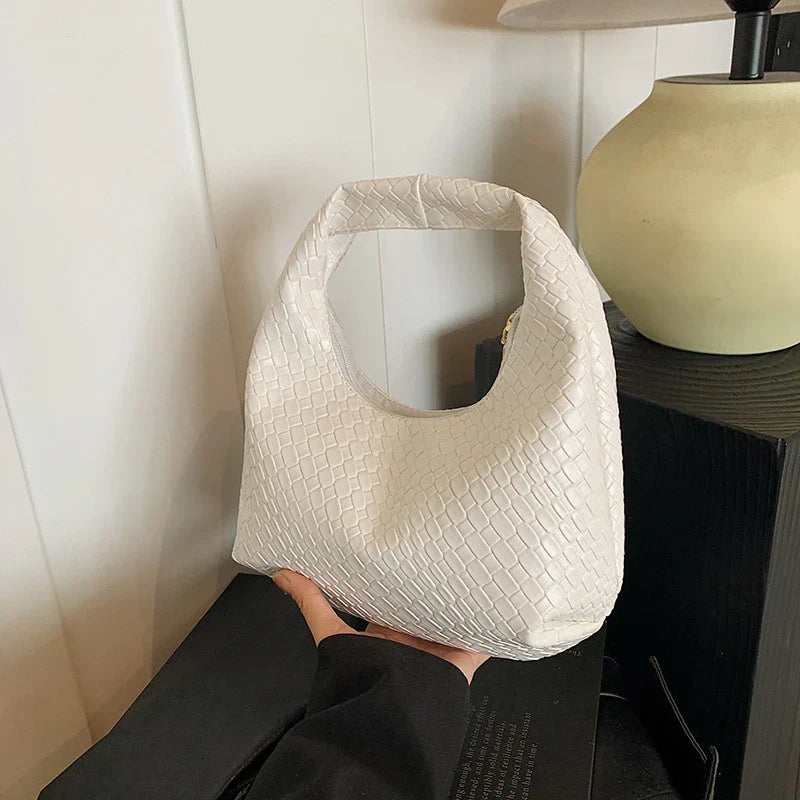 Richelle | Chic Round Bag