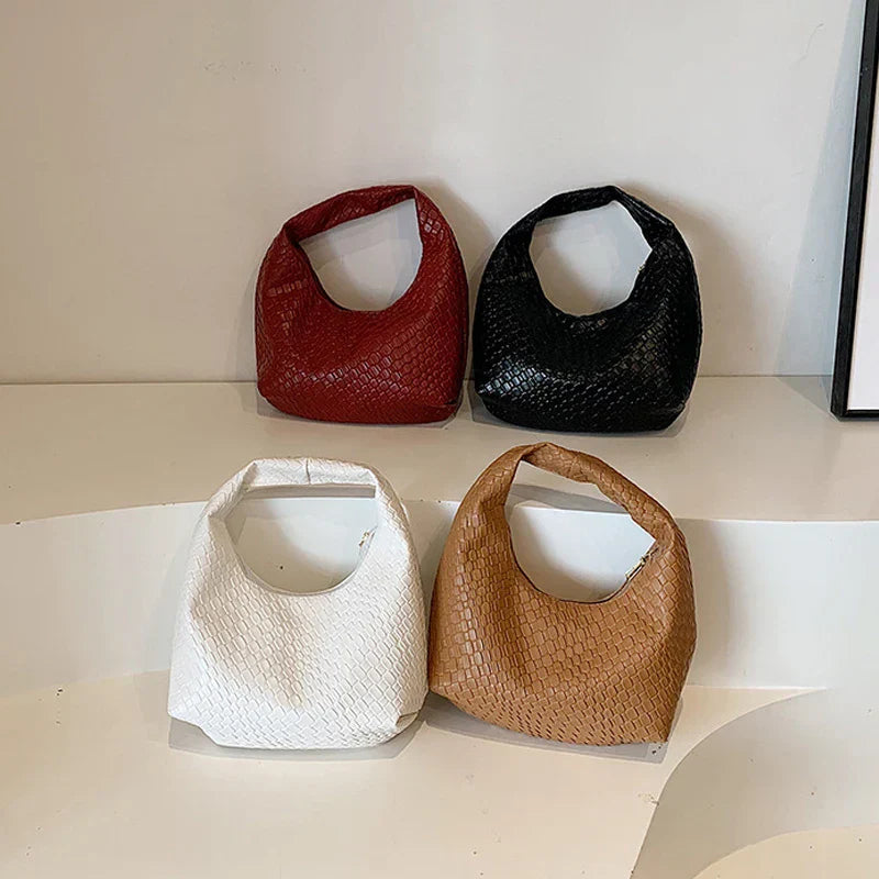 Richelle | Chic Round Bag