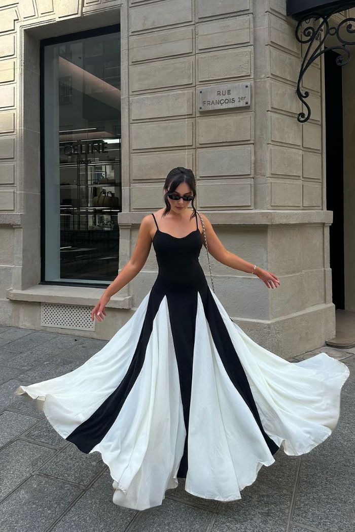 Leticia | Flowline Maxi Dress