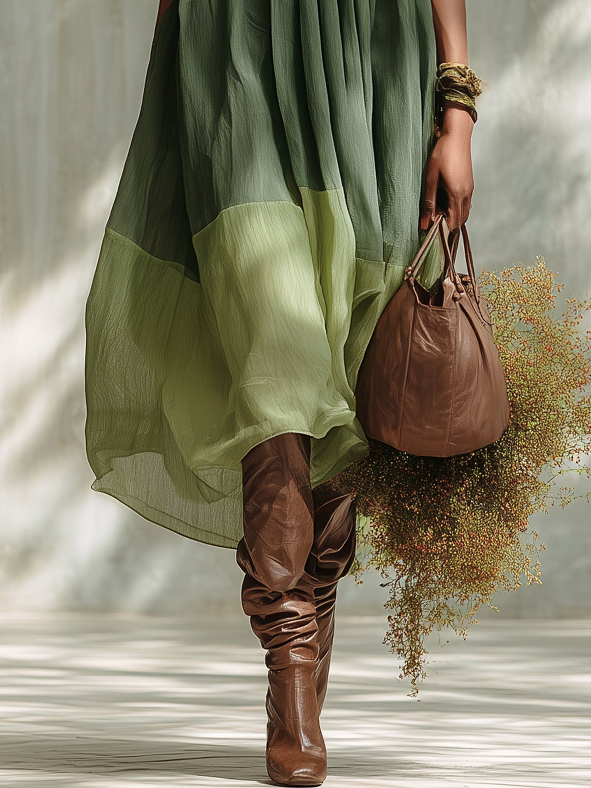 Green Chiffon Midi Dress with Off-the-Shoulder Sleeves